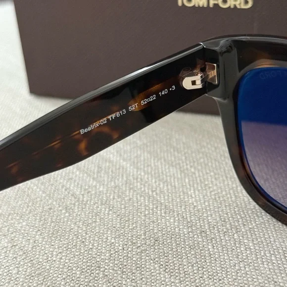Tom Ford Havana Black Sunglasses - Picture 9 of 13